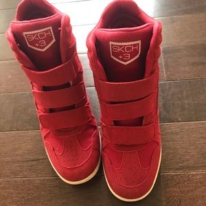 Sketchers women shoes